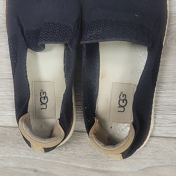 UGG Sammy Black Knit Slip-On Sneakers Size 7 - Picture 5 of 5